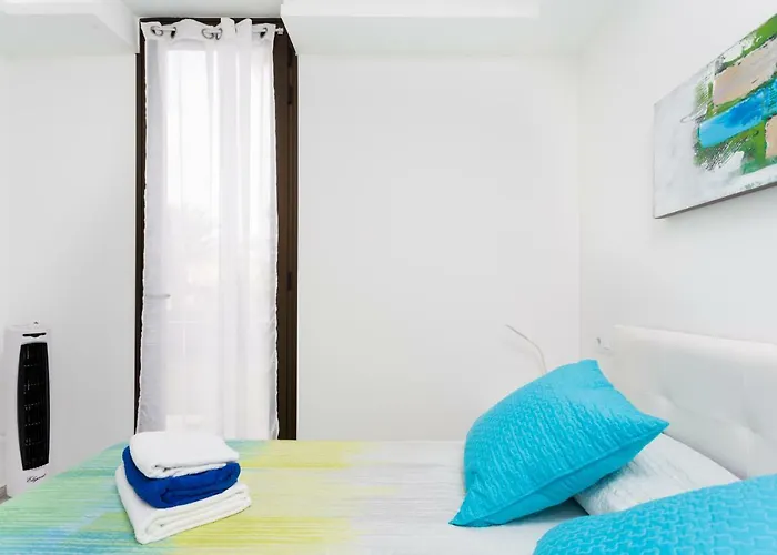 아파트 241 Quiet With Terrace 플라야데라스아메리카스