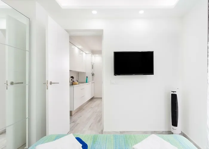 241 Quiet With Terrace *