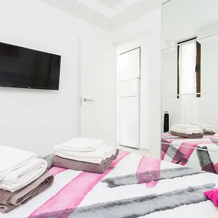 Апартаменты 241 Quiet With Terrace Плая-де-лас-Америкас