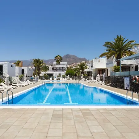 شقة 241 Quiet With Terrace *