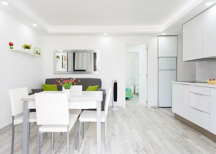 241 Quiet With Terrace Lejlighed *